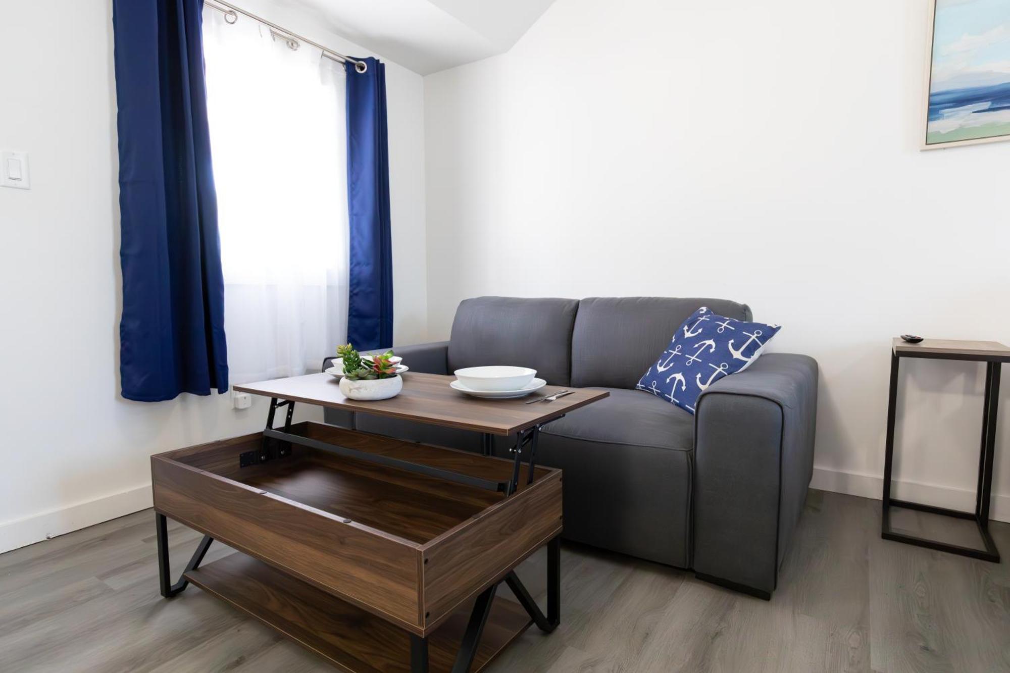 Anchor Bay Inn And Suites Sandusky Bilik gambar