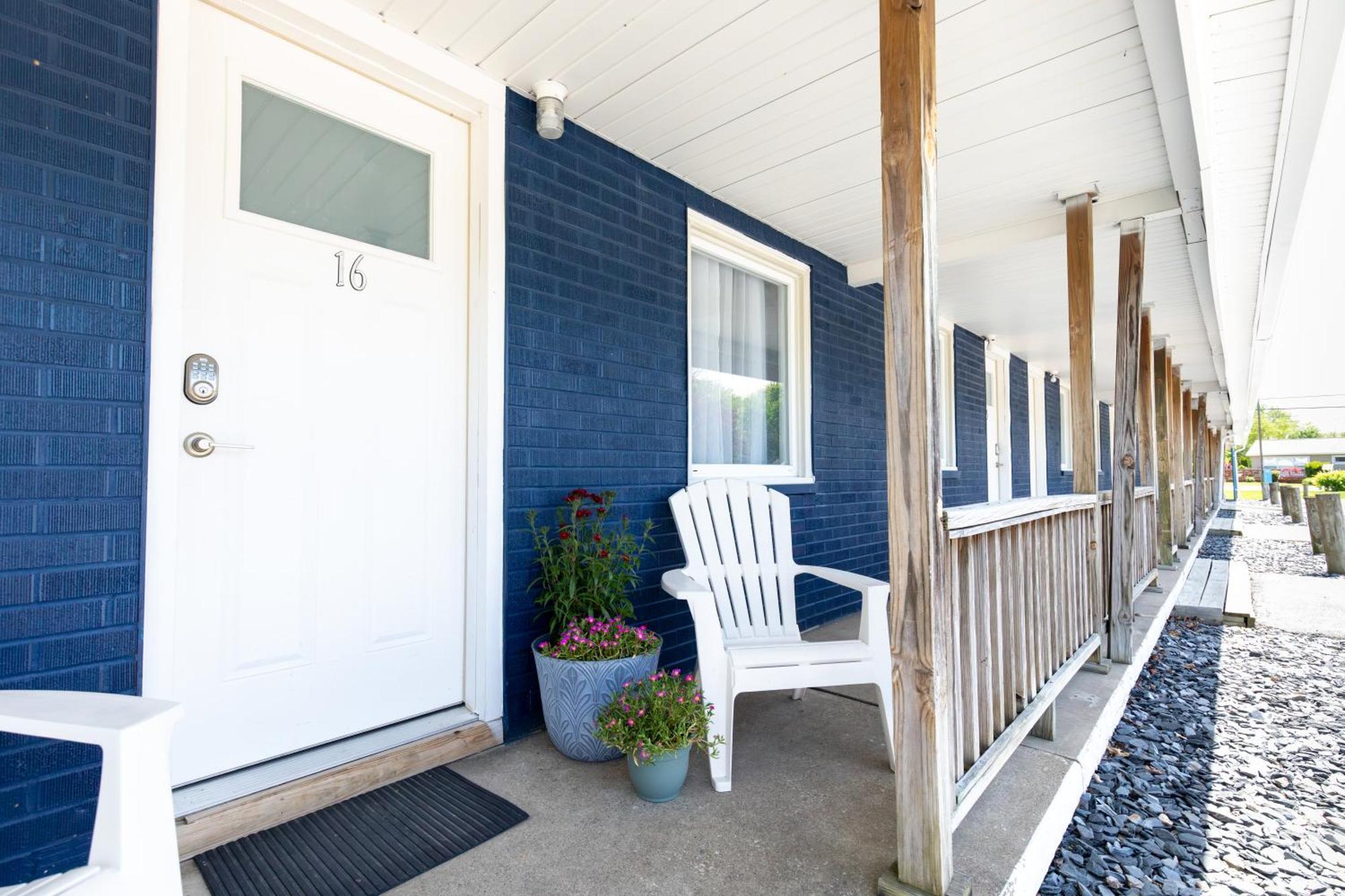 Anchor Bay Inn And Suites Sandusky Bilik gambar